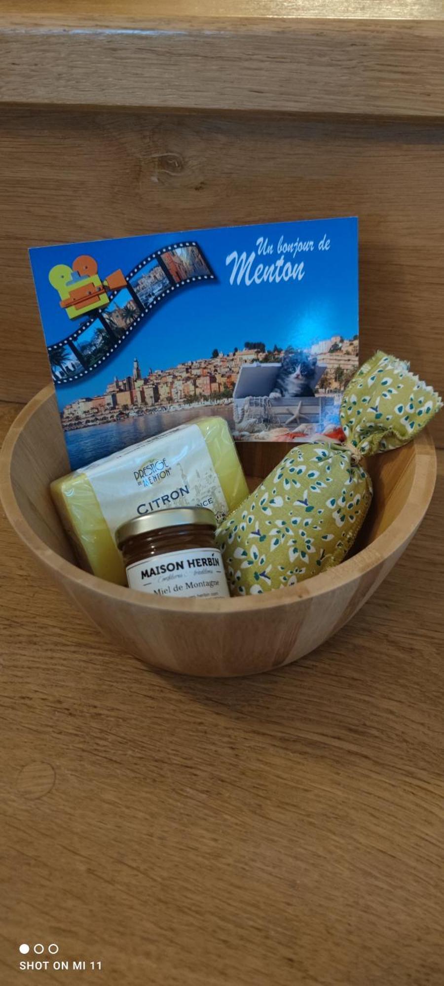Confortable 2 Pieces Entre Menton Et Monaco Avec Parking Prive ロクブリュヌ＝カップ＝マルタン エクステリア 写真